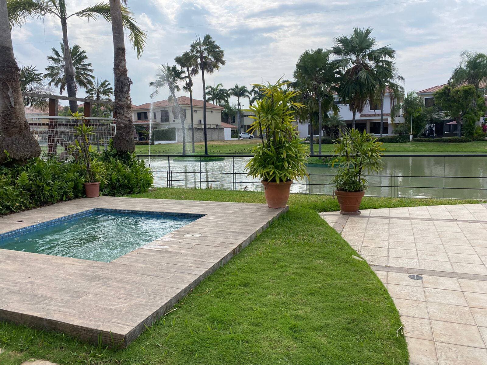 VILLA AL LAGO EN ENTRELAGOS AL LAGO — foto 2