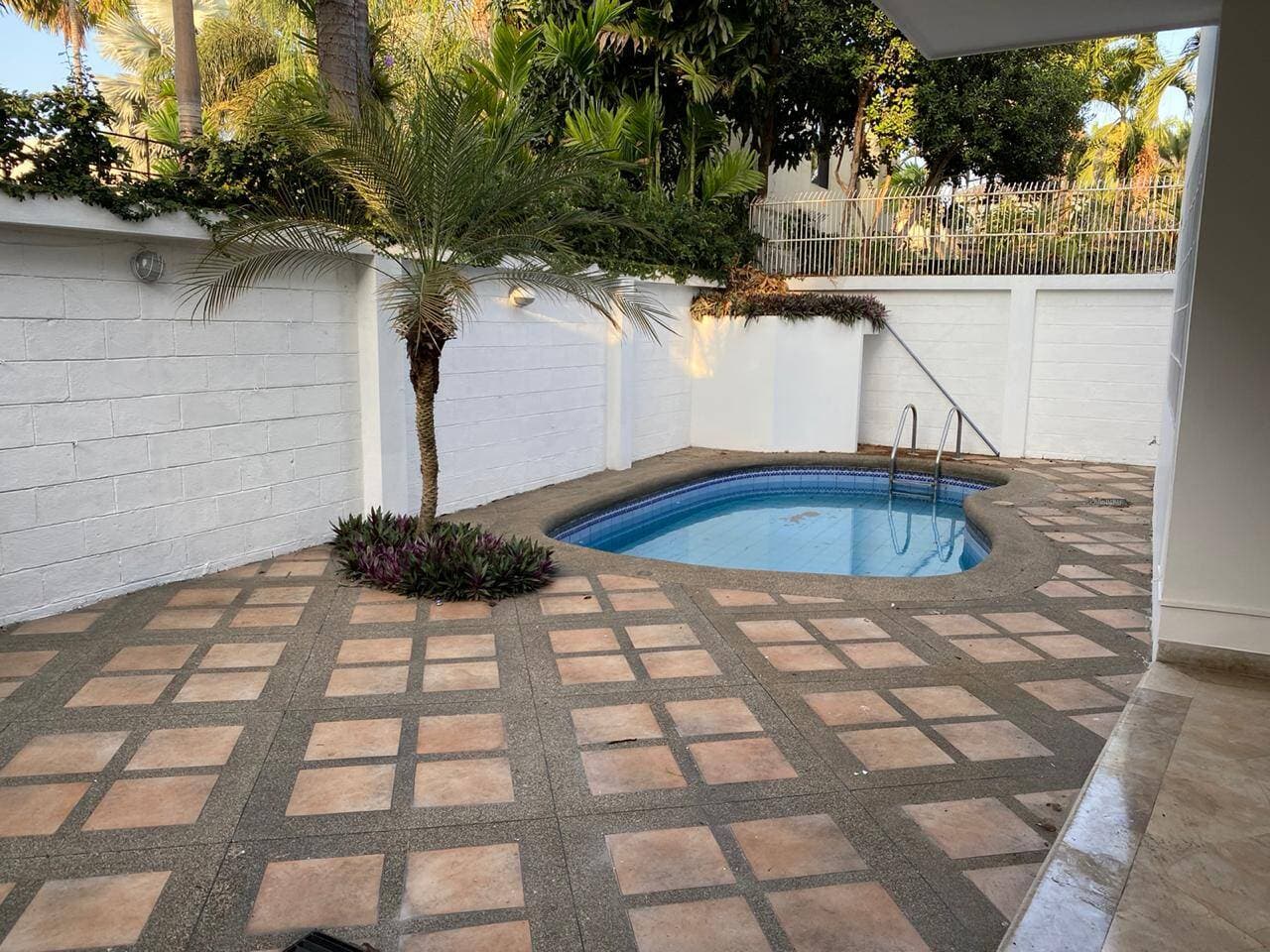 PRIMEROS KILOMETROS VILLA DE 4 DORMITORIOS MAS PISCINA — foto 9