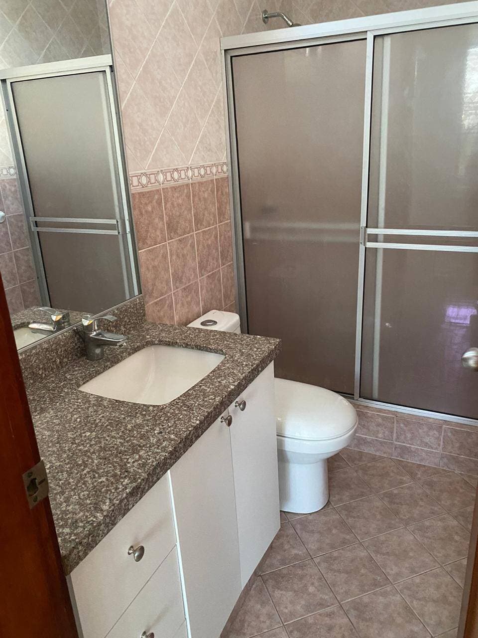 PRIMEROS KILOMETROS VILLA DE 4 DORMITORIOS MAS PISCINA — foto 8