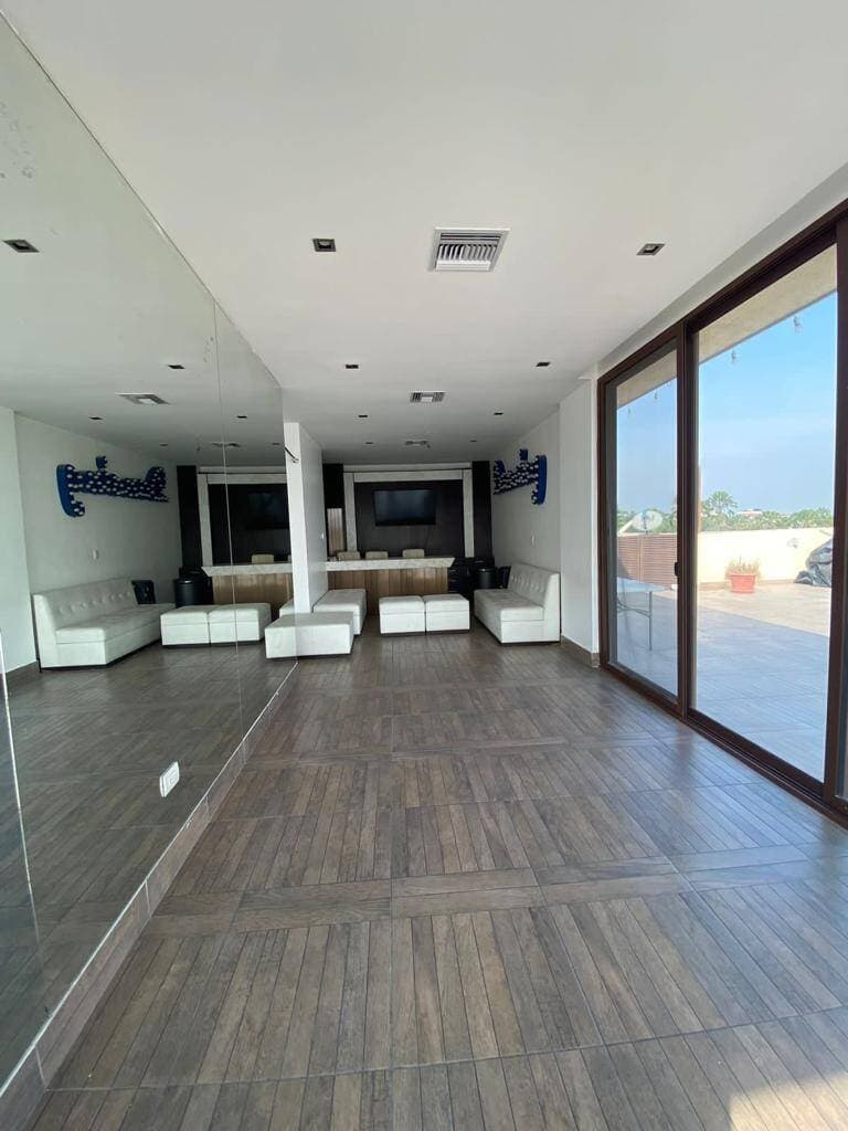 MOCOLI LINDA VILLA EN VENTA 1540 MTS AL RIO — foto 1