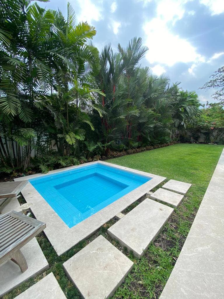 RIBERAS DE BATAN ESPECTACULAR CASA DE LUJO — foto 9