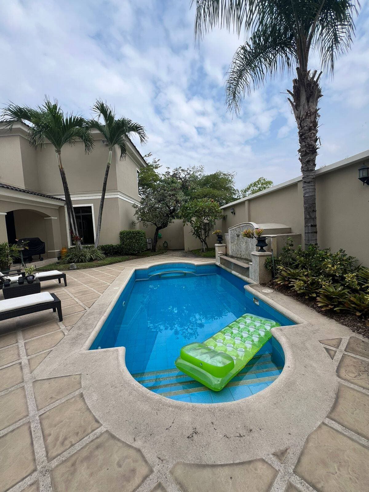 RIBERAS DE BATAN VILLA ESQUINERA EN VENTA O ALQUILER — foto 11