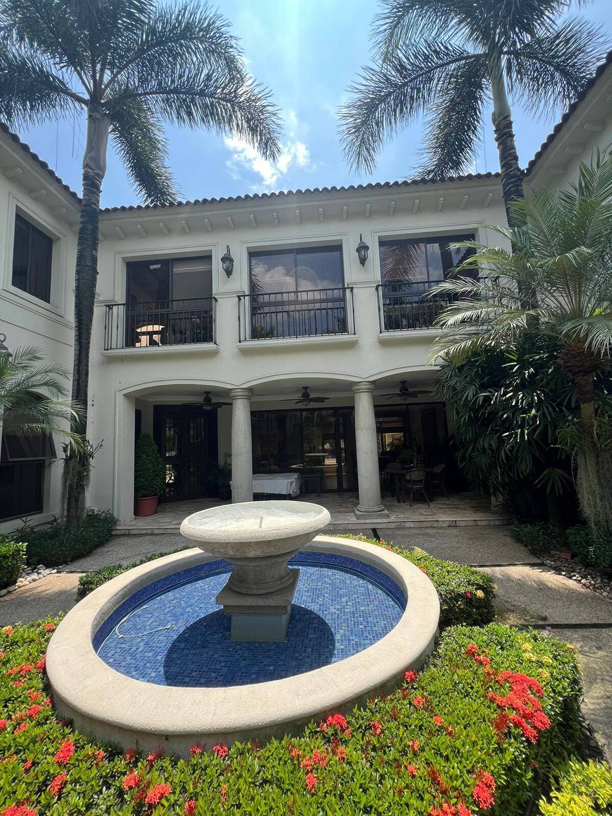 ALQUILER RIBERAS DE BATAN VILLA DE 5 DORMITORIOS — foto 3