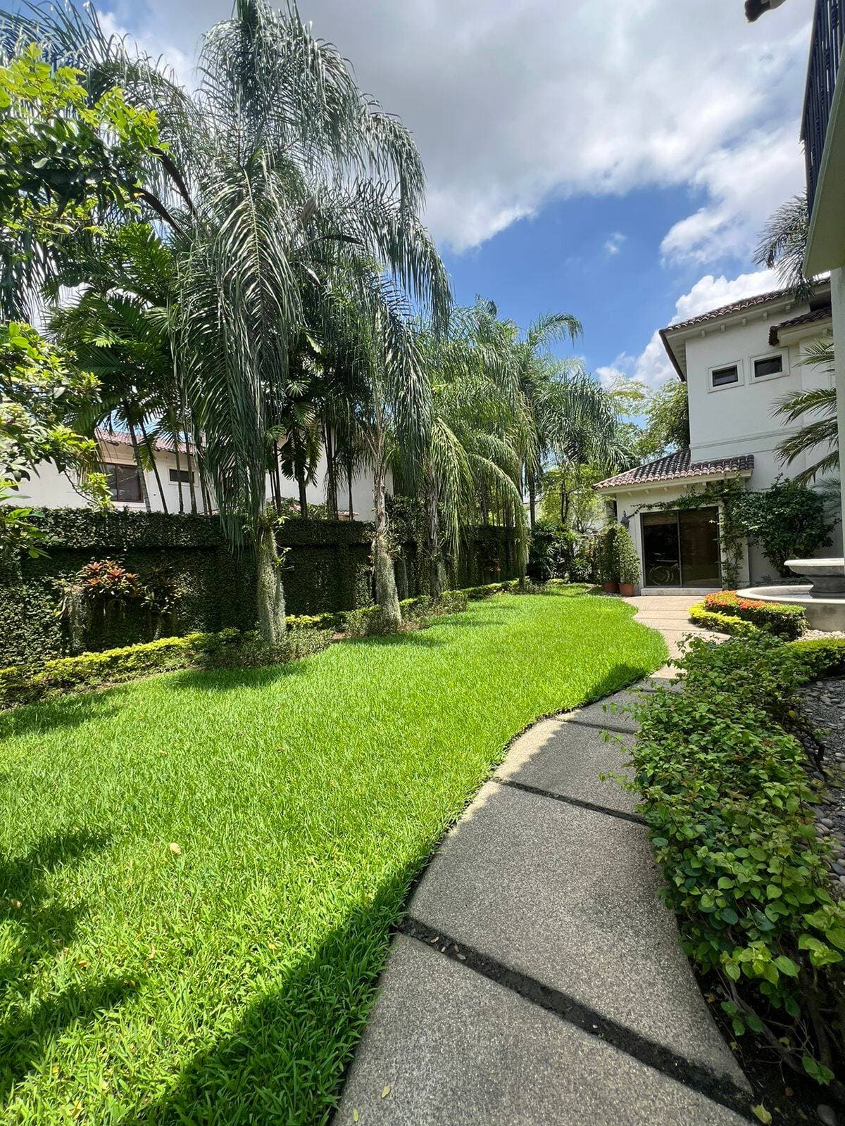 ALQUILER RIBERAS DE BATAN VILLA DE 5 DORMITORIOS — foto 5