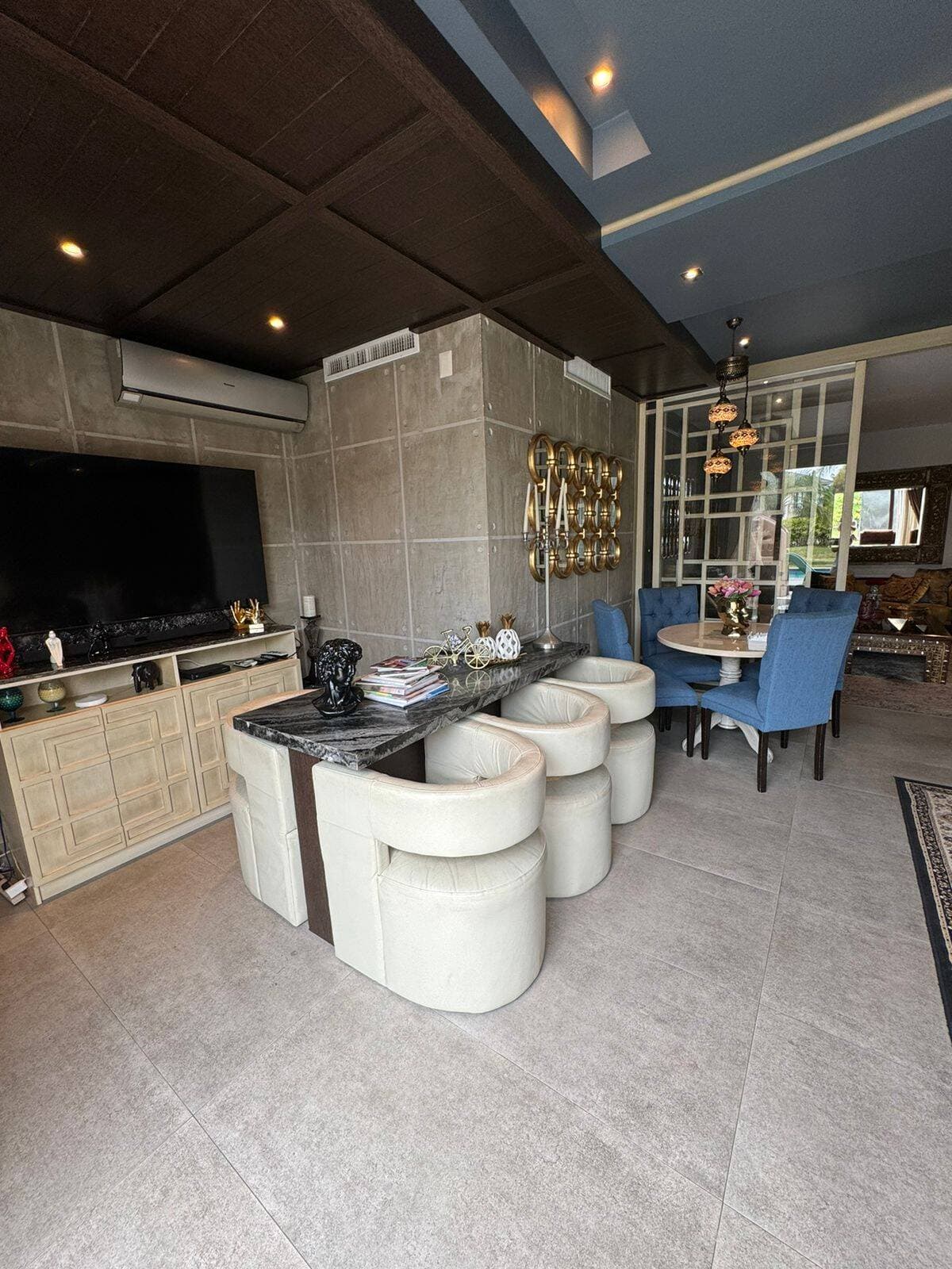 LA ENSENADA ESPECTACULAR VILLA AL LAGO BAJO A US$ 920.000 — foto 9