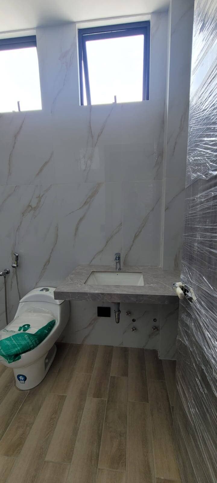 BLUE BAY VILLA DE ESTRENO 530 MTS2 402 MTS DE CONSTRUCCION — foto 1
