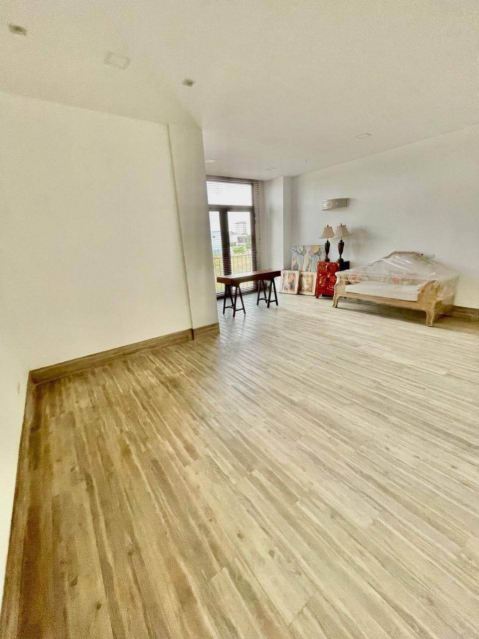 DEPARTAMENTO EN ALQUILER 200 MTS2 US$ 2500 — foto 1