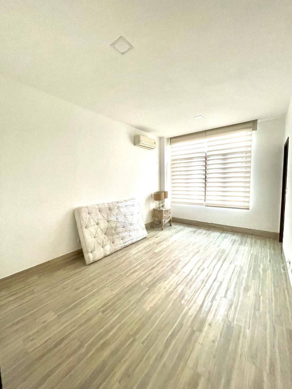 DEPARTAMENTO EN ALQUILER 200 MTS2 US$ 2500 — foto 6