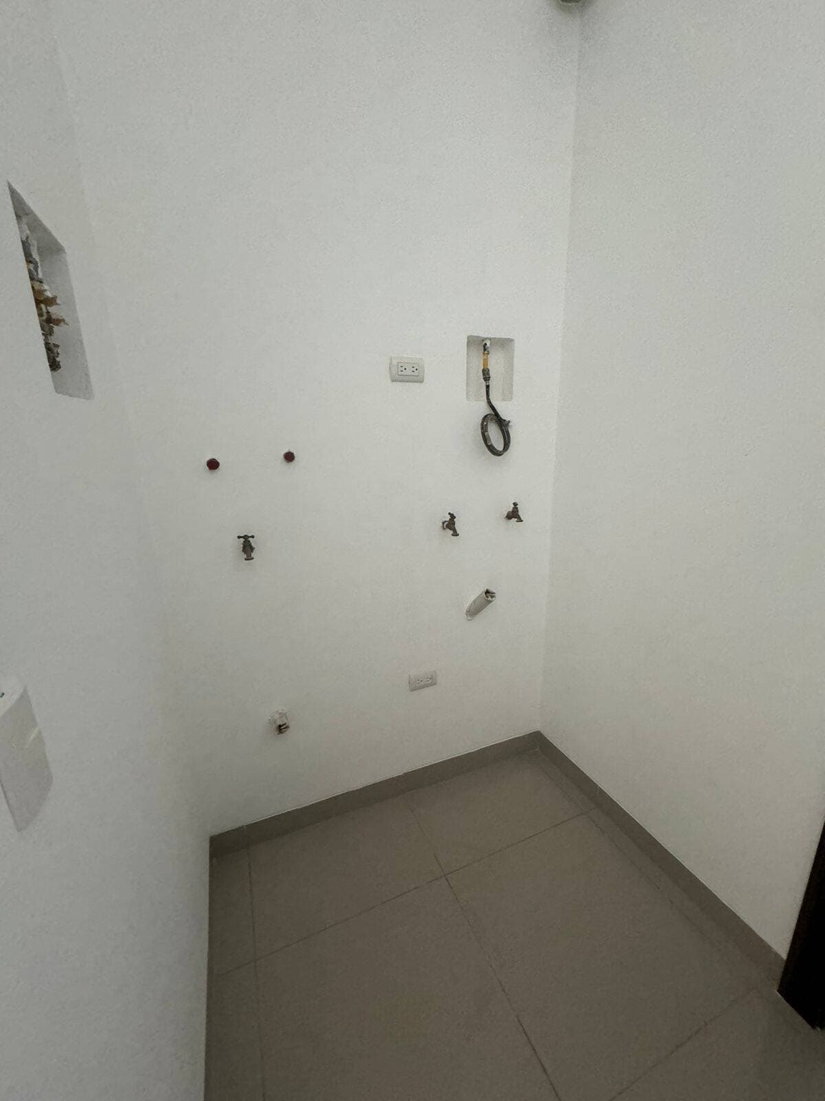 DUBAI DEPARTAMENTO AMPLIO CON BALCON 203 MTS — foto 9