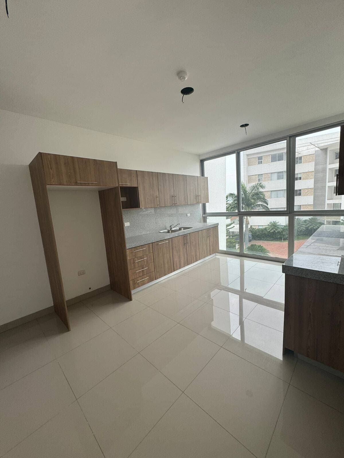 DUBAI DEPARTAMENTO AMPLIO CON BALCON 203 MTS — foto 13
