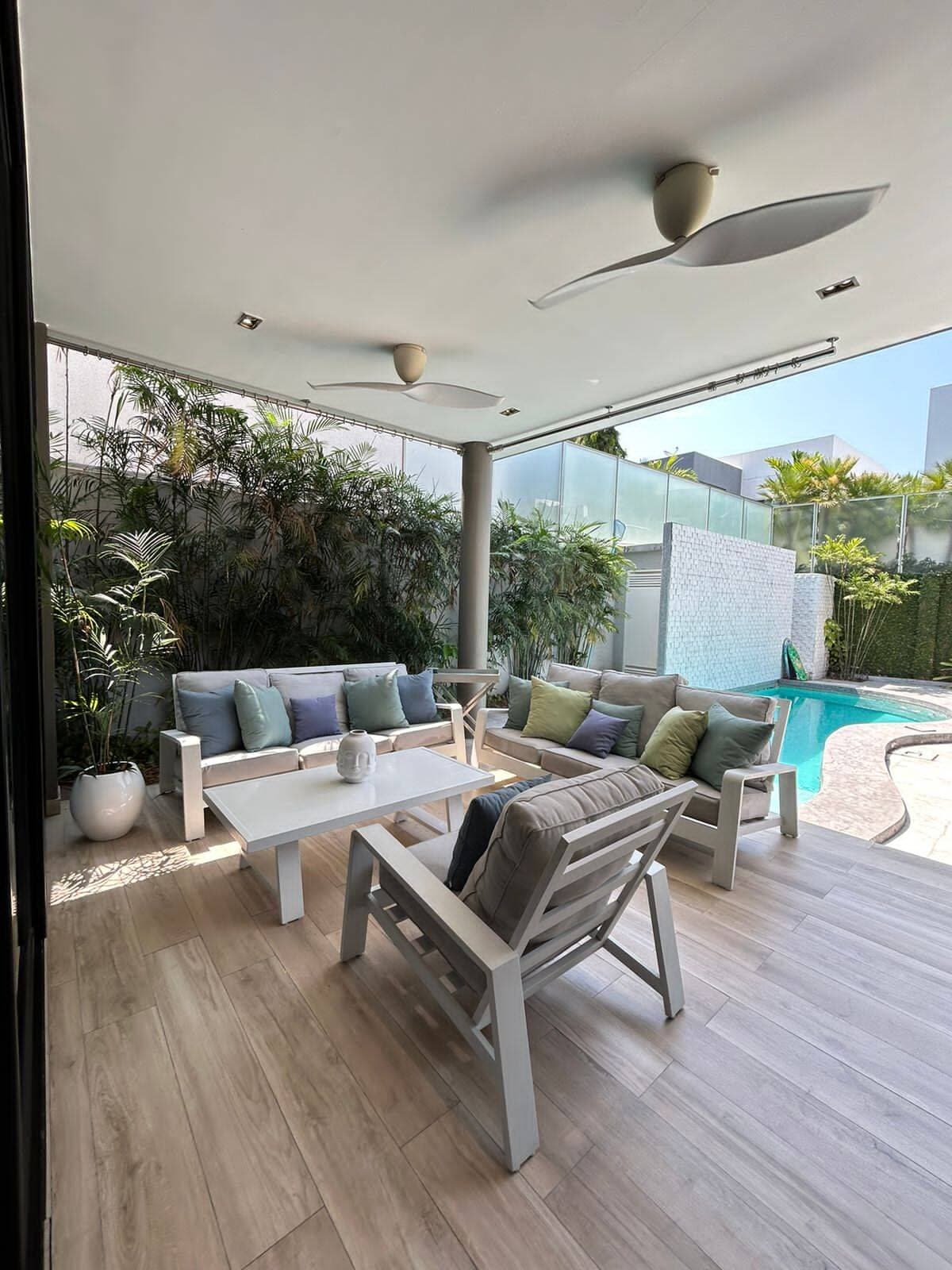 MOCOLI LINDA VILLA  CON PISCINA MODERNA — foto 15