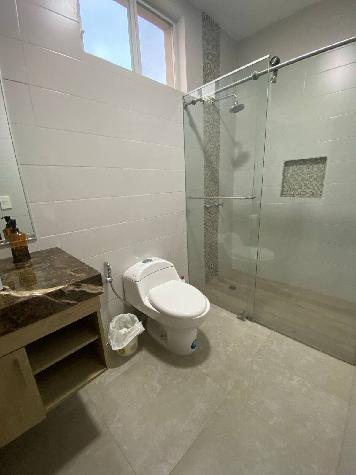 ALQUILER VILLA EN ARRECIFE DE 3 DORMITORIOS BONITA — foto 1