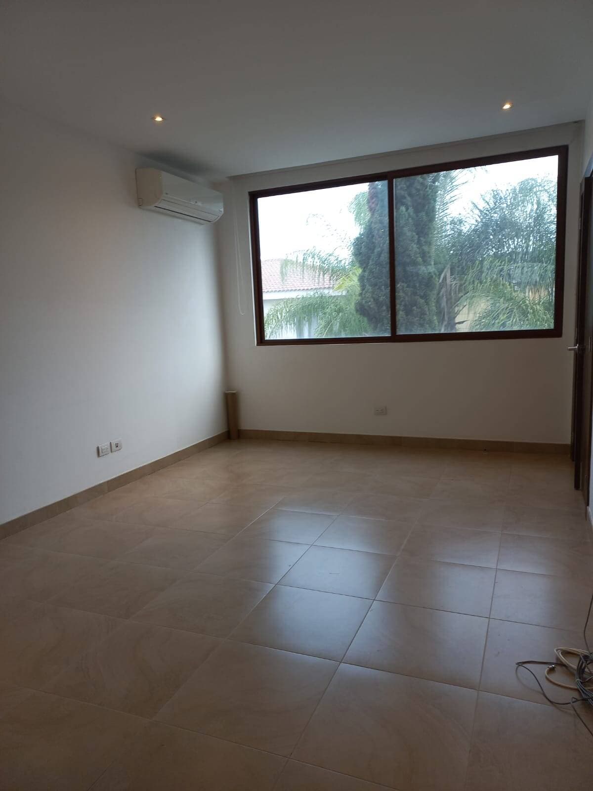 ALQUILER VILLA EN ARRECIFE DE 3 DORMITORIOS BONITA — foto 4