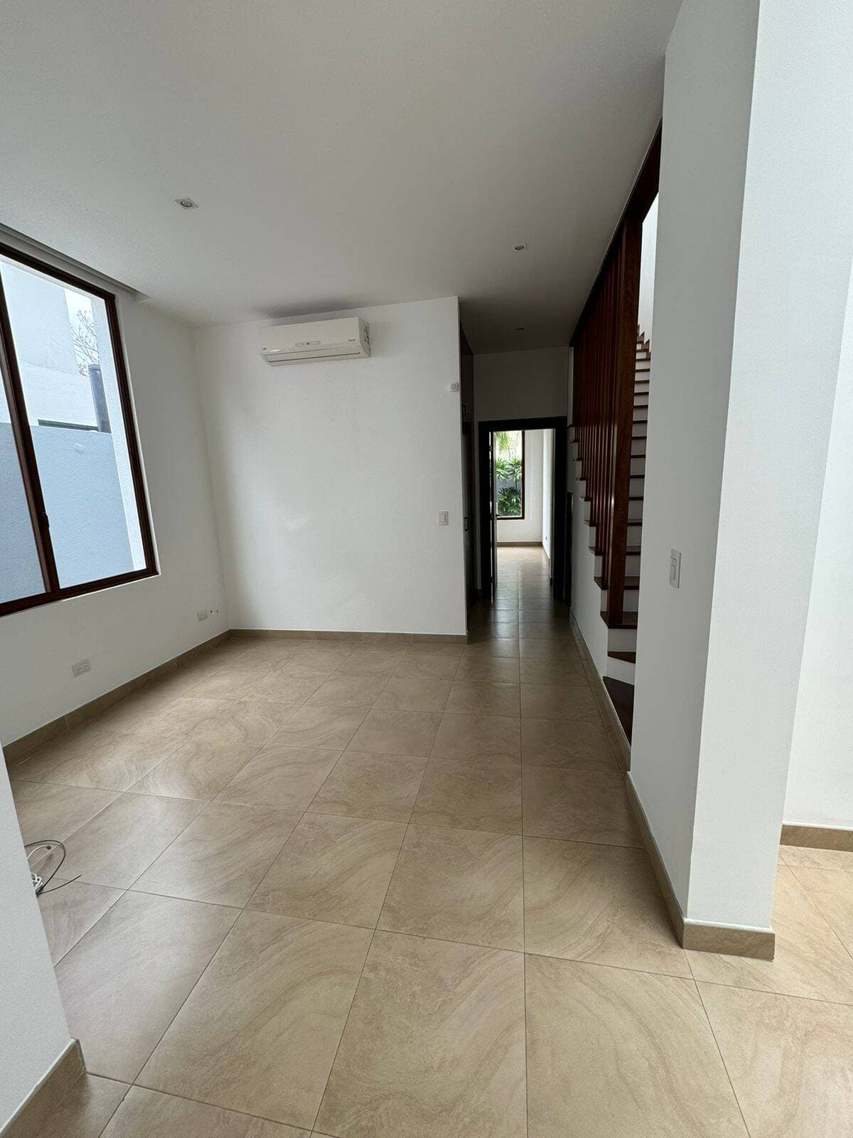 ARRECIFE VILLA EN ALQUILER  MOCOLI, 3 DORMITORIOS 3.5 BANOS JACUZZI — foto 8