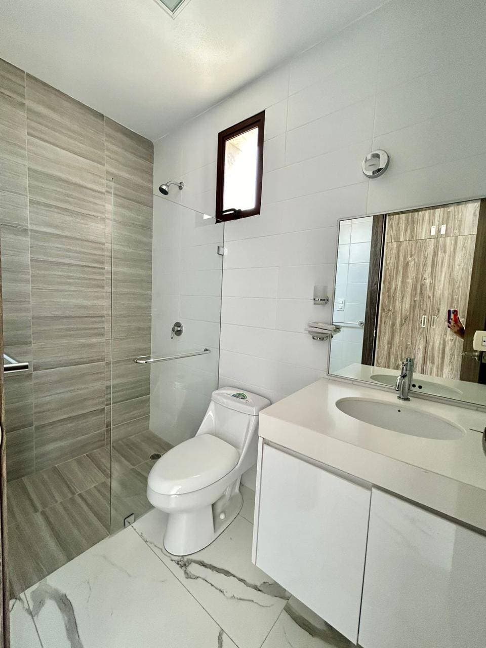 ALQUILER VILLA EN MOCOLI DE 3 DORMITORIOS 3.5 BANOS, PERGOLA — foto 9