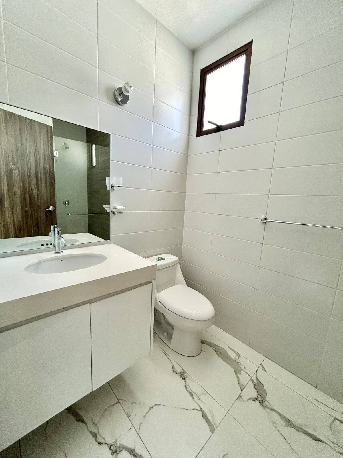 ALQUILER VILLA EN MOCOLI DE 3 DORMITORIOS 3.5 BANOS, PERGOLA — foto 6