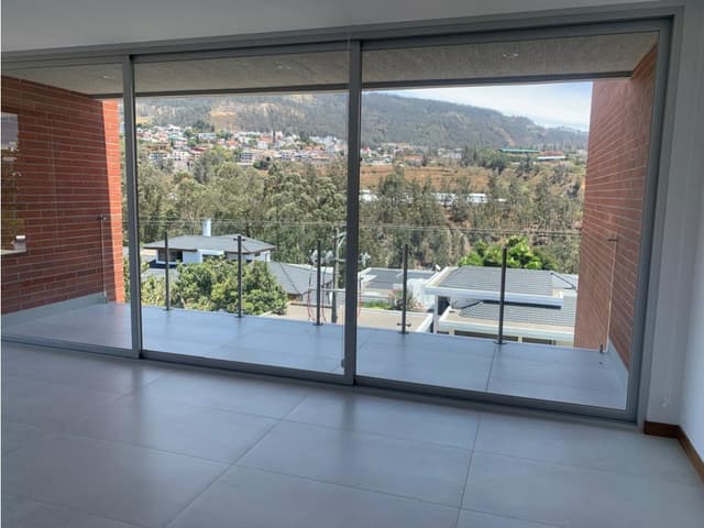 Departamento VENTA CUMBAYÁ 2 DORM 118m2 urbanizprivada CR