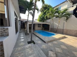 Casa independiente en zona norte de manta