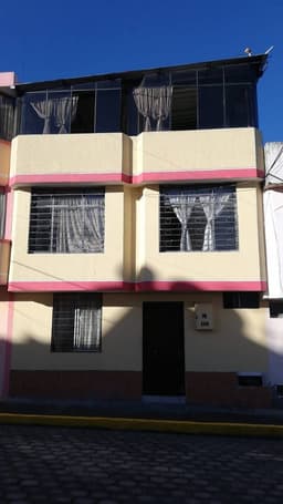 ARRIENDO CASA COMPLETA EN CONJUNTO ALTOS DE HIERBA BUENA
